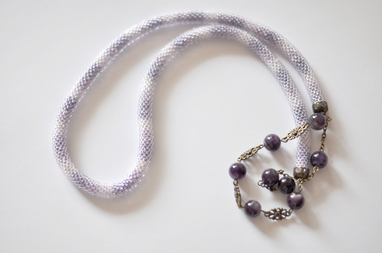 Сотуар с аметистом