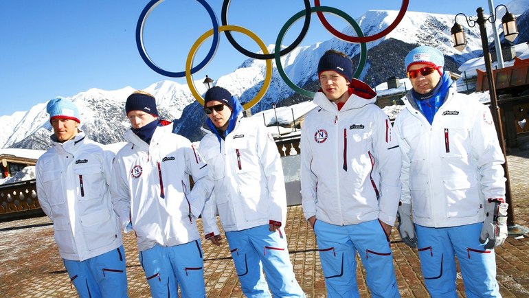 Милые шапочки)