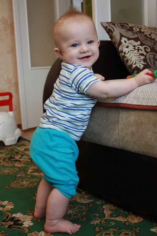 Развитие. Глебе 8 месяцев
