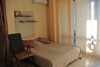 Сдам студию на Солнечном берегу, до моря 10 метров