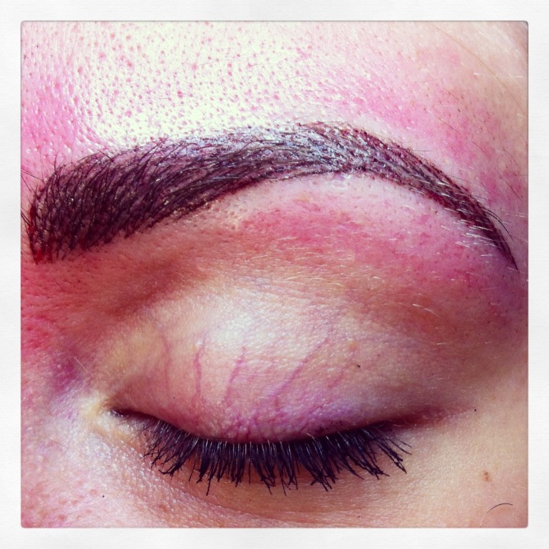 Давненько я тут не появлялась, уж простите...)