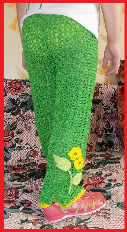 Работа на конкурс.буду вязать  крючком летние брючки для малышки.