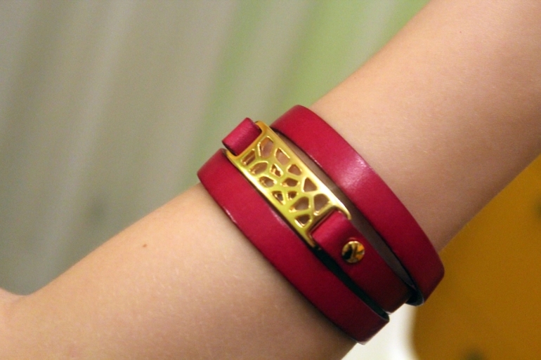 Фуксия с золотом.