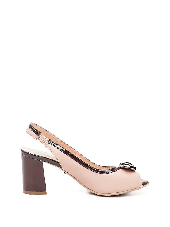 Продам Босоножки Vitacci Размер 35 Стелька 23,5 см 3000 руб.