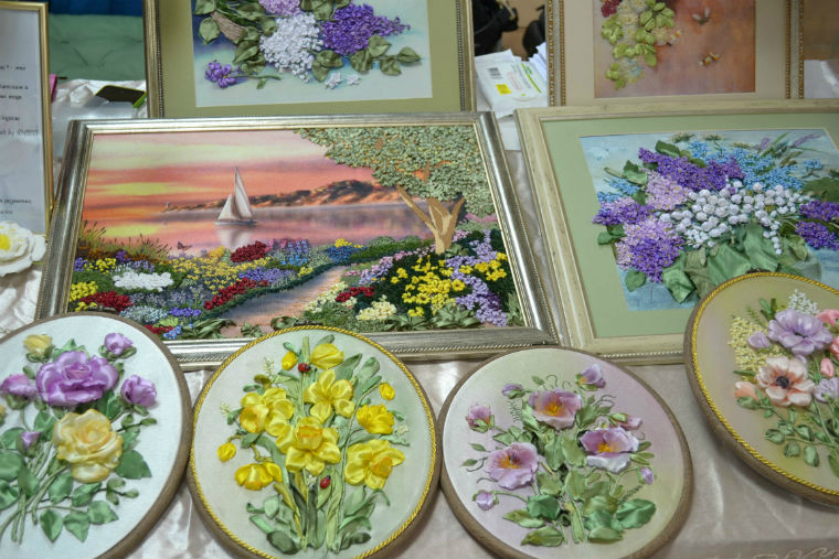 Я в выставке участвовала...