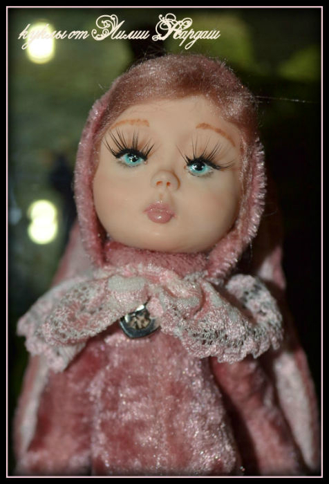 Анечка - маленькая зайка.