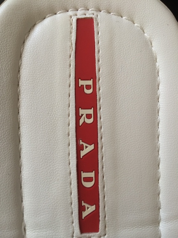 Сланцы шлепанцы Prada 41 размер
