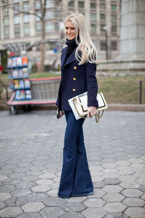 Пальто с джинсами мода