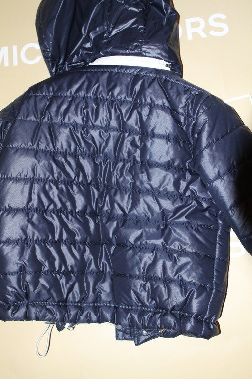 Продам все вещи БУ (оригинал любые проверки)