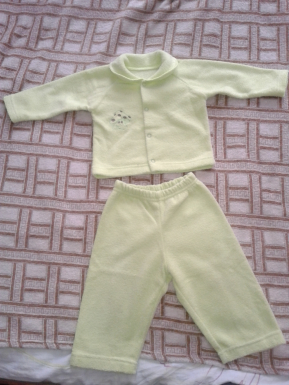 ПРОДАМ ПАКЕТОМ ВЕЩИ НА МАЛЬЧИКА.