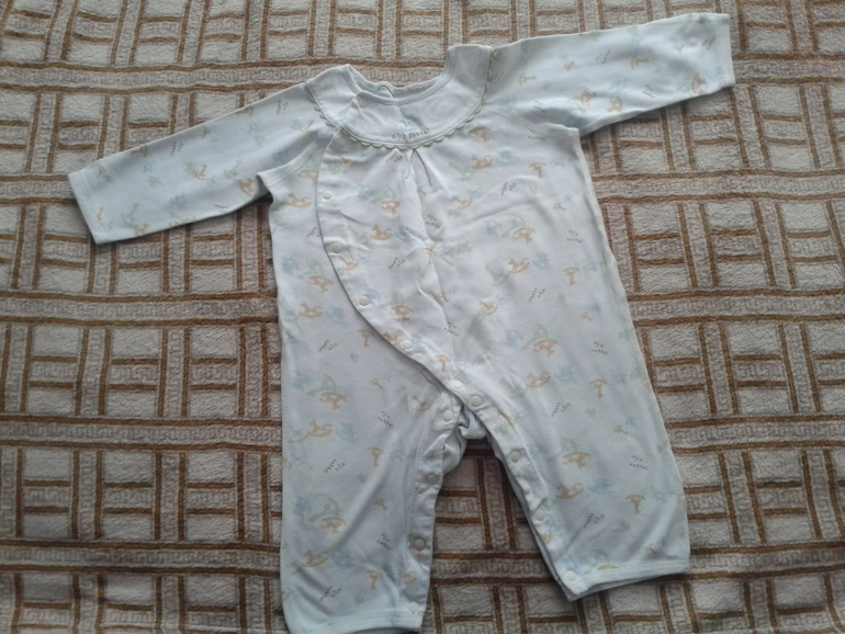 ПРОДАМ ПАКЕТОМ ВЕЩИ НА МАЛЬЧИКА.