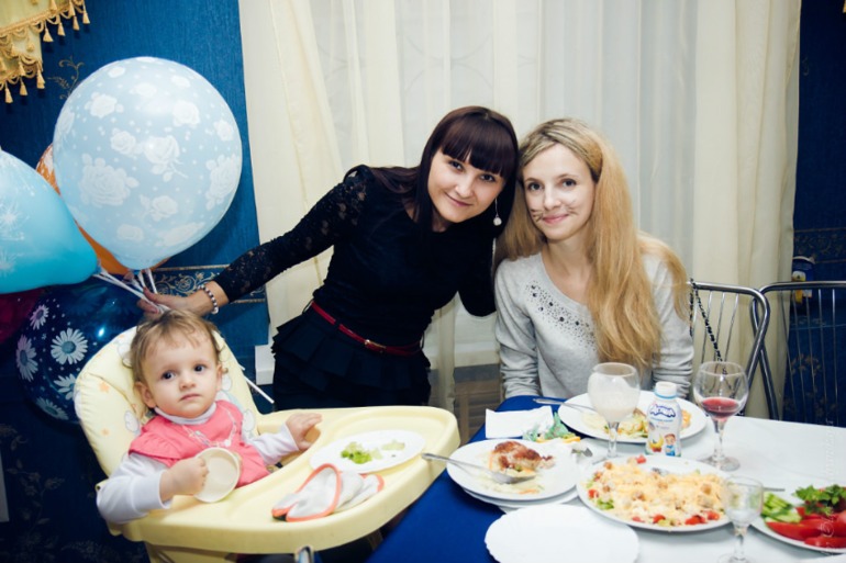 Ходили на детский День рождения))) Я была котом!