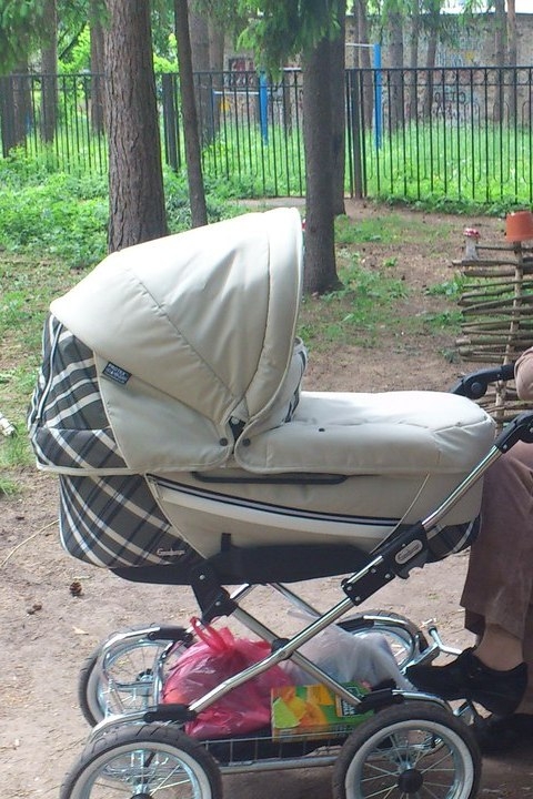 ПРОДАЮ Коляску Emmaljunga Edge Duo Combi (2 в 1)