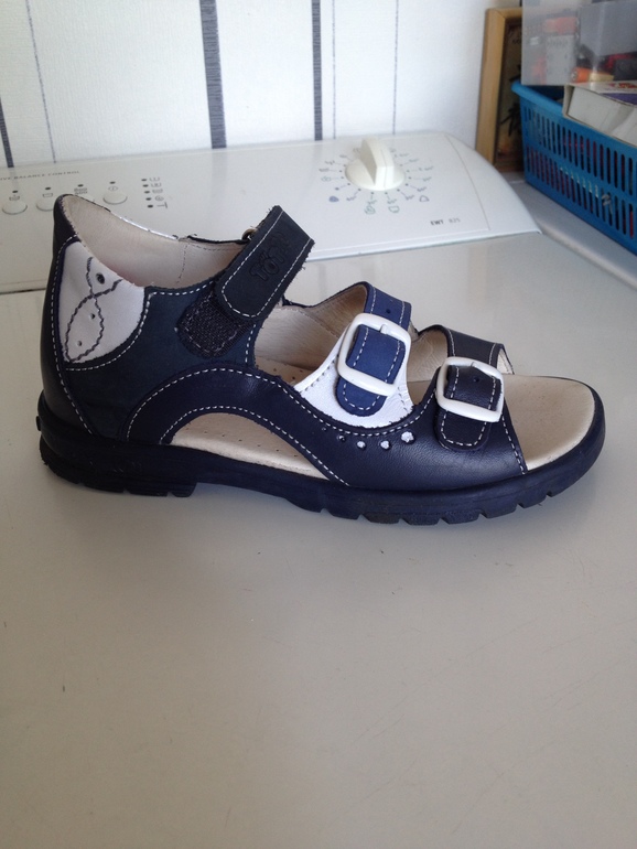 Сандалии То*тто 30 размер. Полностью кожа. 1000 руб.