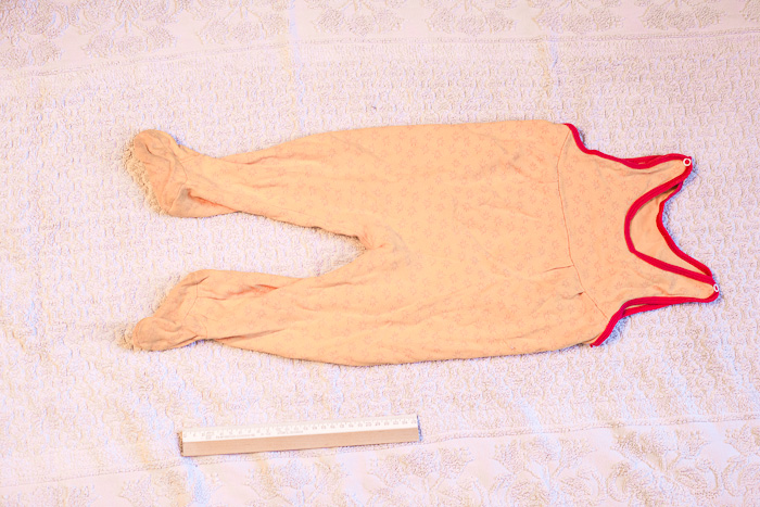 Разобрала детские вещи, всё на продажу. И немного взрослых вещей тоже (в конце списка).