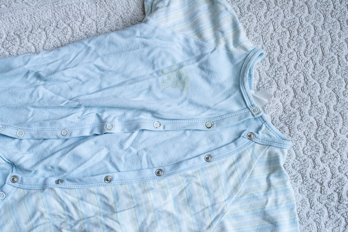 Разобрала детские вещи, всё на продажу. И немного взрослых вещей тоже (в конце списка).