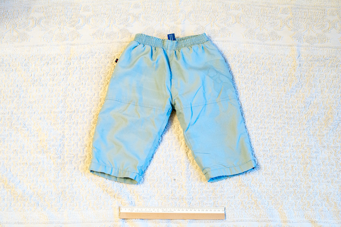 Разобрала детские вещи, всё на продажу. И немного взрослых вещей тоже (в конце списка).