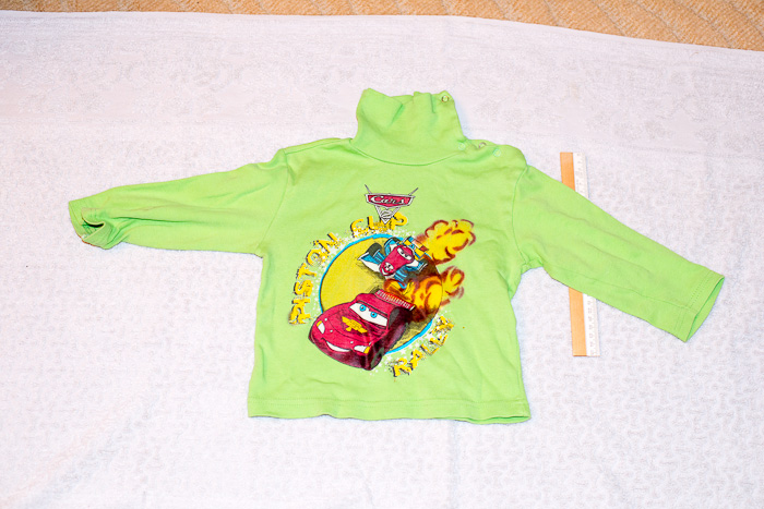 Разобрала детские вещи, всё на продажу. И немного взрослых вещей тоже (в конце списка).