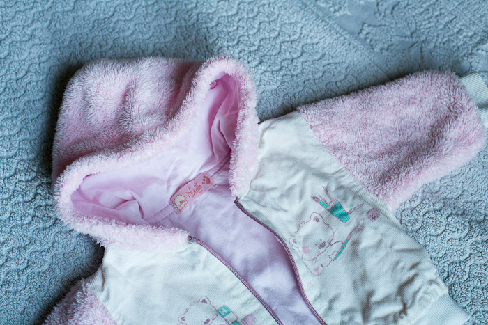 Разобрала детские вещи, всё на продажу.