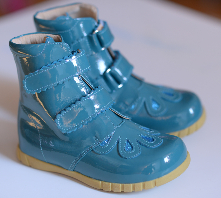 Детская обувь CAMРER,See Kai Run,Pampili,Timberlnd,Geox,Livie & Luca,Naturino,Lacoste,Elephantito,Bl