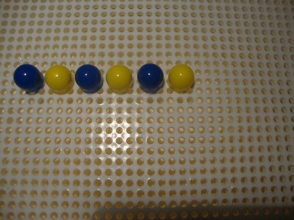 Штырьковая мозаика на 90 деталей