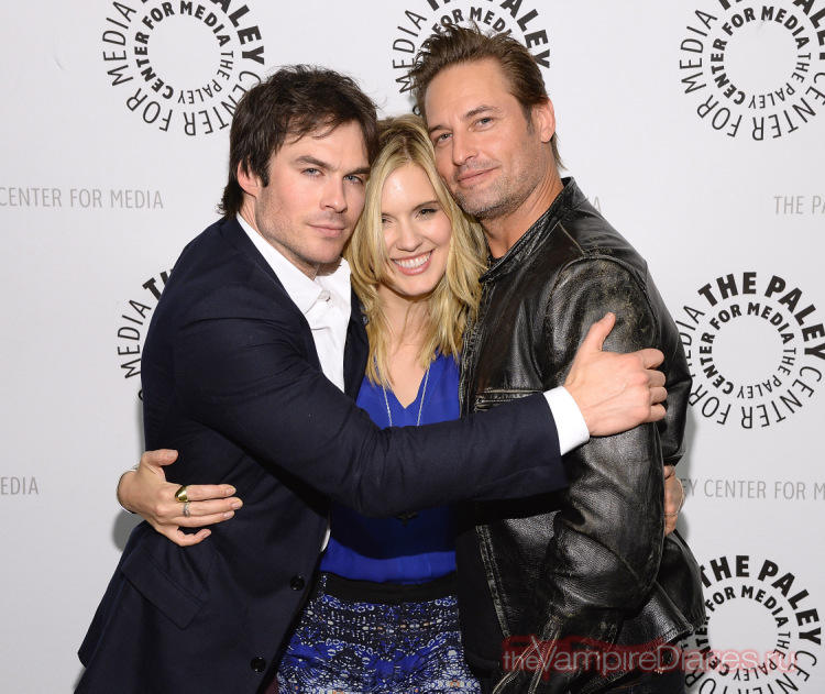 10 лет спутся)