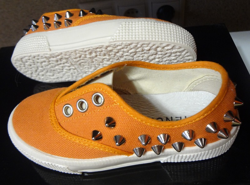 Кеды GIENCHI 26 размер (16 см) 2000 р.