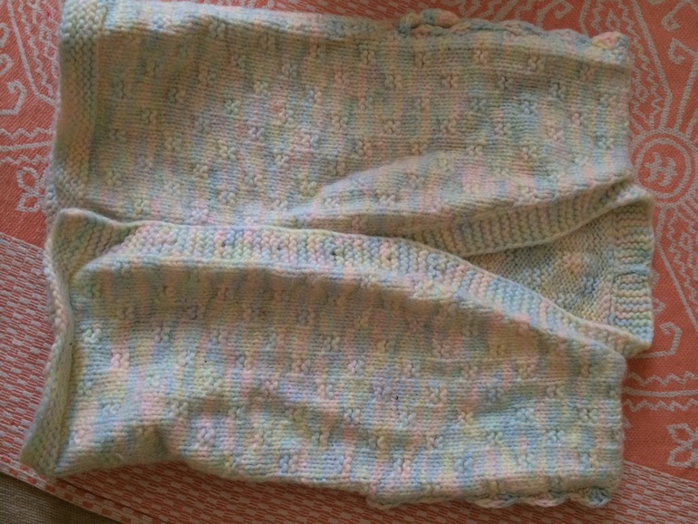 Вязанные жилетки и костюм