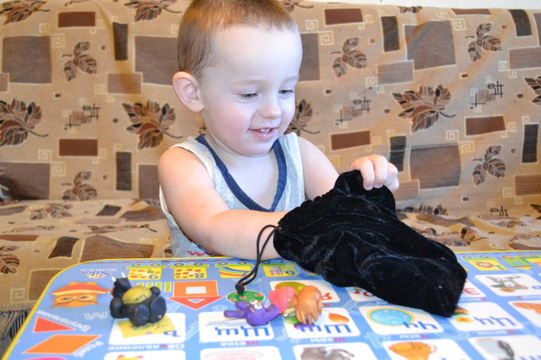 Наши развивающие занятия в 2 года