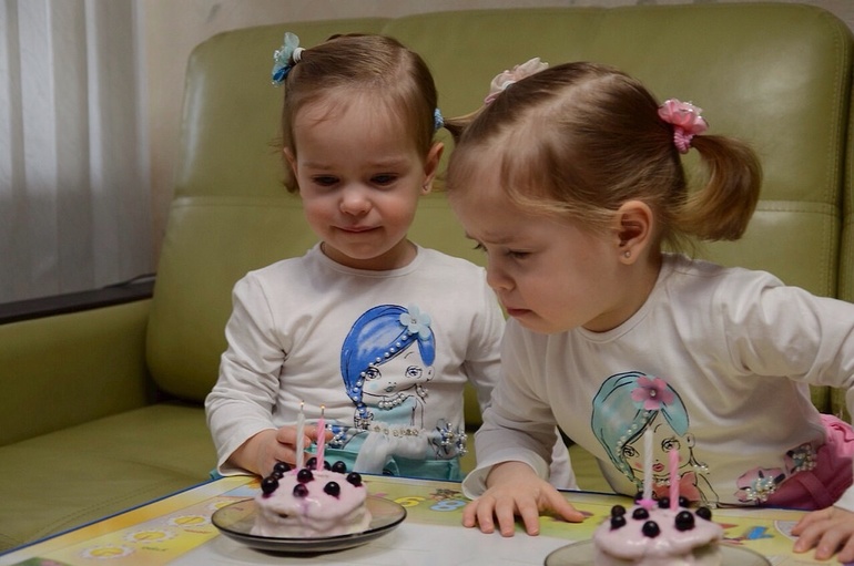 Моим рыбкам два года!!!