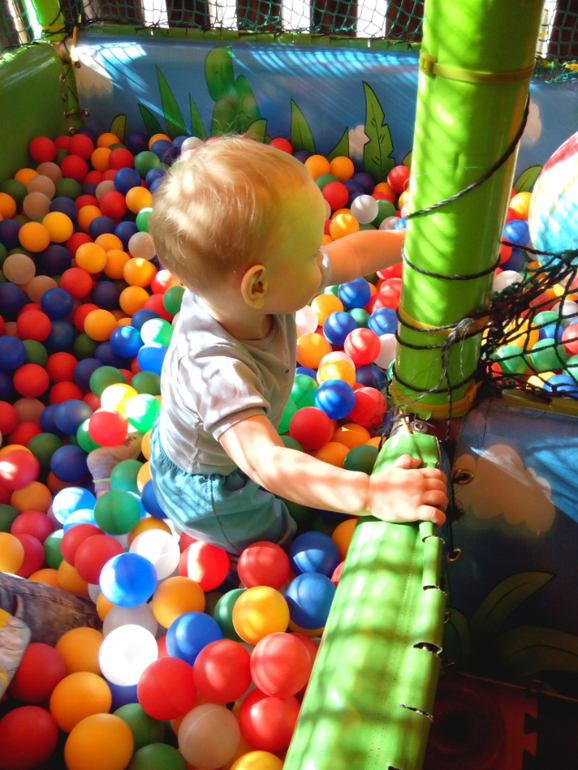 Про садик и немного фоточек))