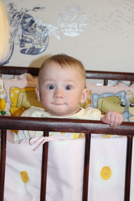 Нам 8 месяцев.