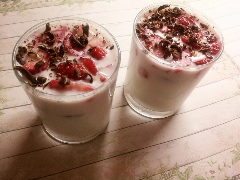 Панакота с клубникой