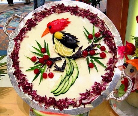 Подборка оформлений салатов