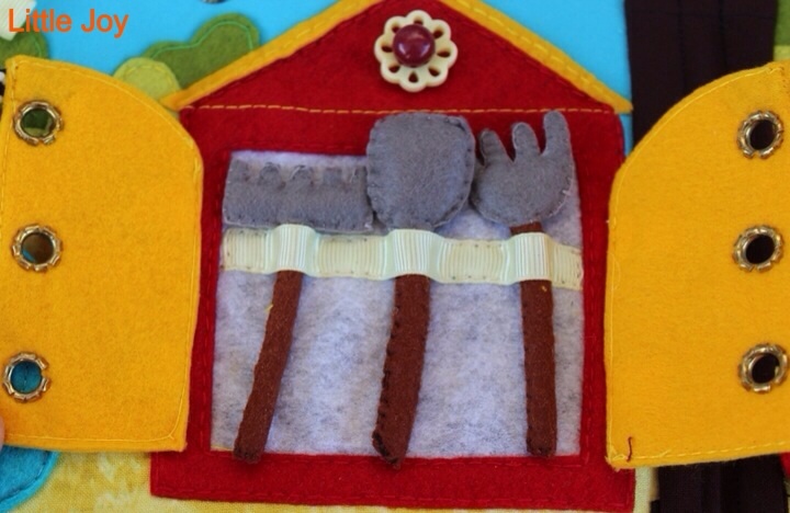 Развивающая книжечка.