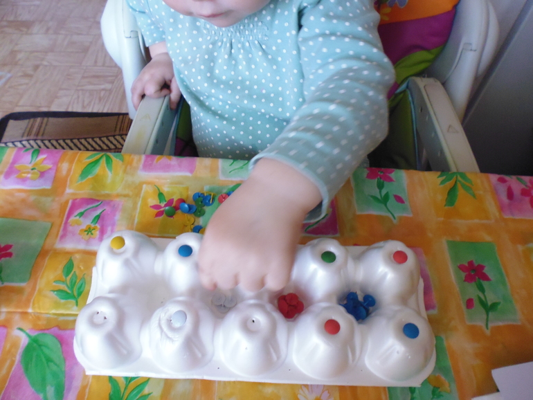 Цветные гвоздики и другие игры