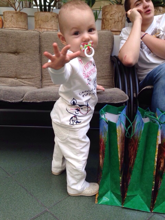 Сходили на праздник в школу!