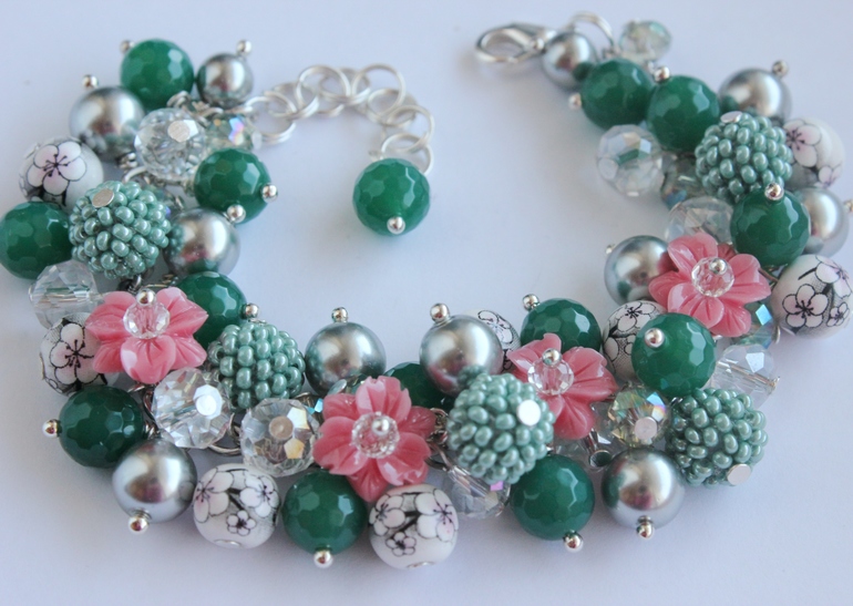 Браслет "Изумрудно-розовый"