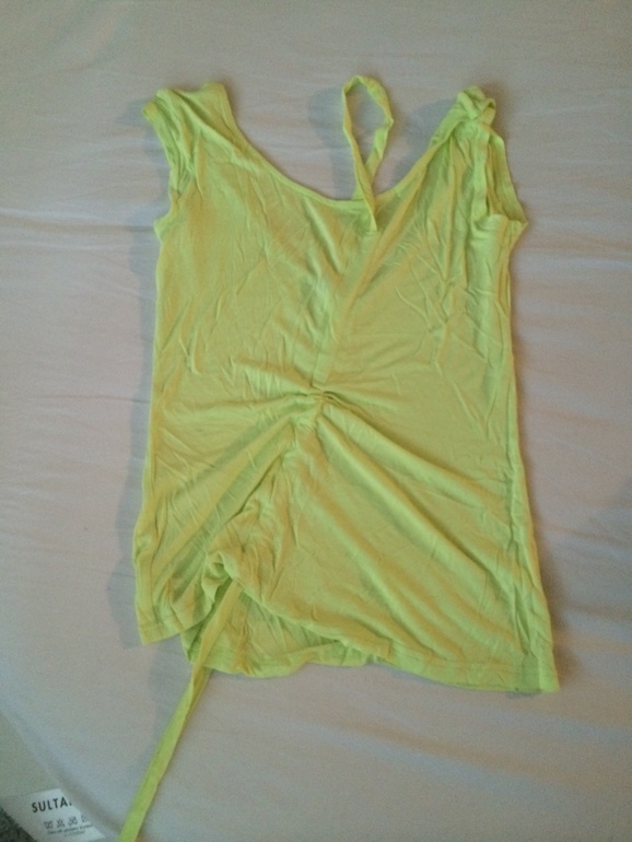 Одежда 42-44-46 новая и в идеале. Дешево.