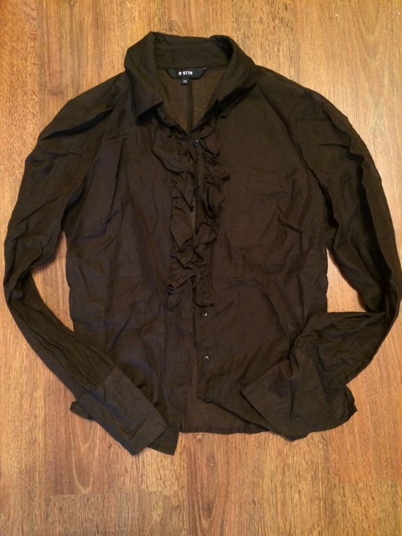 Одежда 42-44-46 новая и в идеале. Дешево.