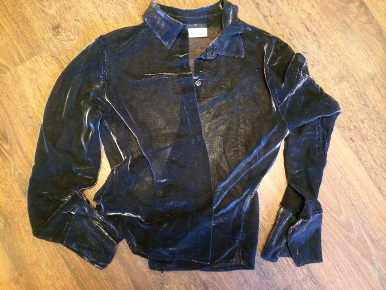 Одежда 42-44-46 новая и в идеале. Дешево.