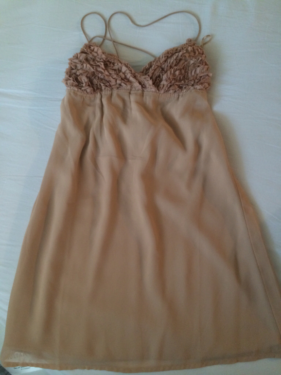 Одежда 42-44-46 новая и в идеале. Дешево.