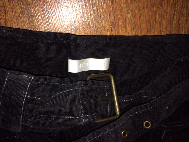 Одежда 42-44-46 новая и в идеале. Дешево.