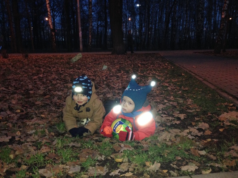 А нам уже Год и четыре...