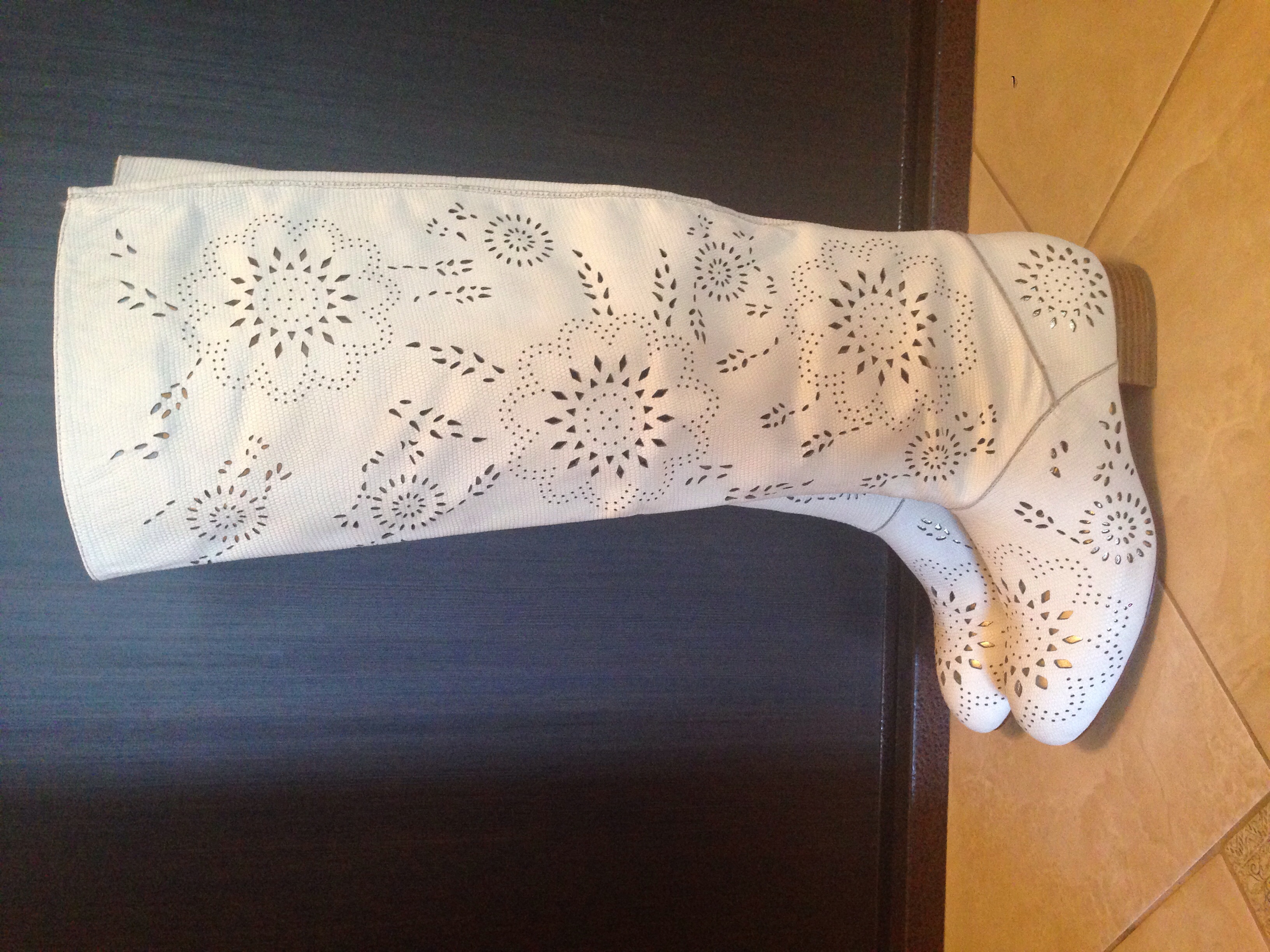 Пристрою сапожки Витаччи, р39 (25,5), р40 (26см)