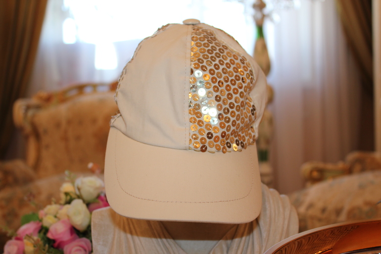 КЕПКИ LOREDANA, ПАНАМЫ, БАНДАНЫ CHOBI