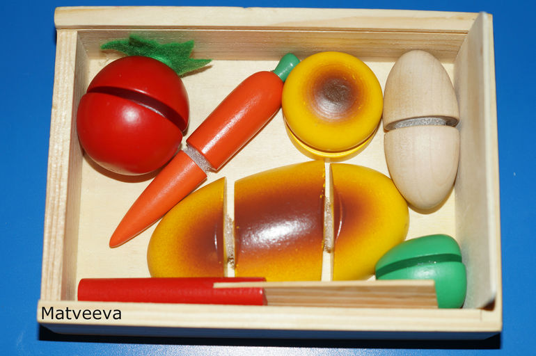 Наши деревянные игрушки 10 мес - до 1,7 . Часть 2.