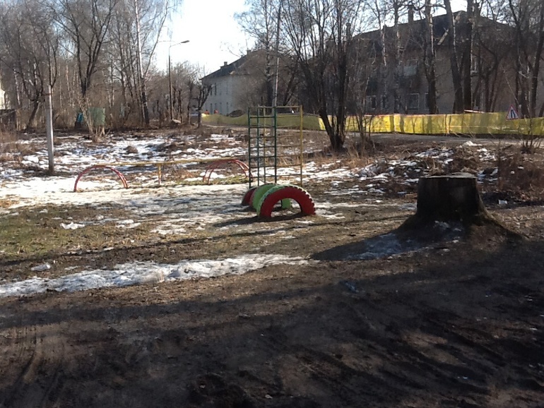 Наша эпопея с площадкой продолжается)