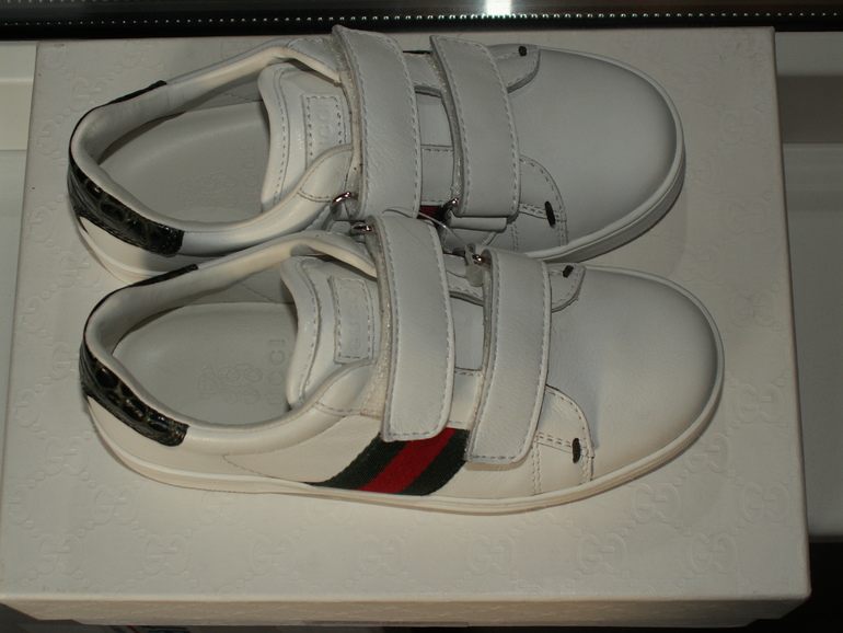 Кроссовки Gucci размер 27