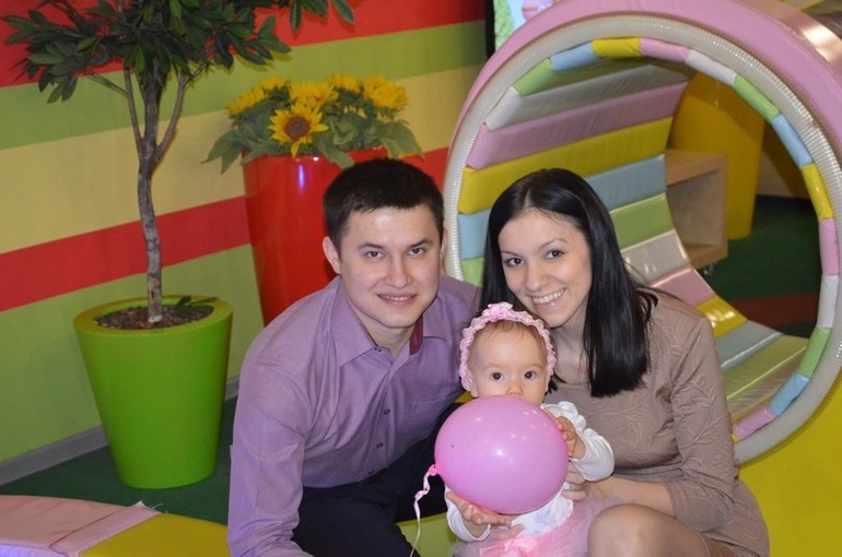 Вот и нам исполнился годик)